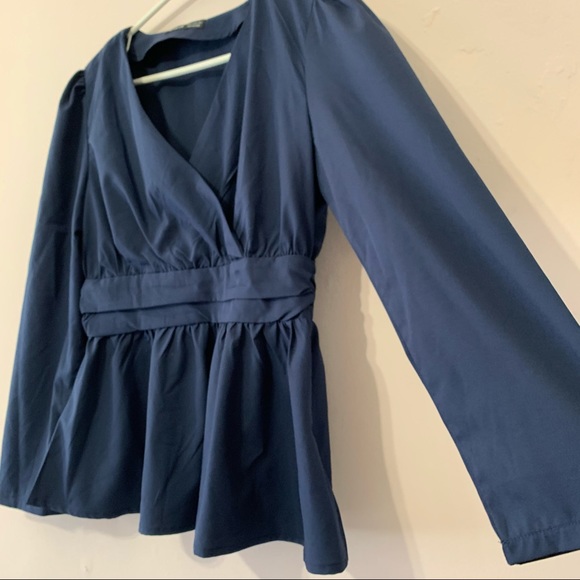 🧡3/$30 SHEIN Navy Blue Peplum Top Size Small - Picture 8 of 14